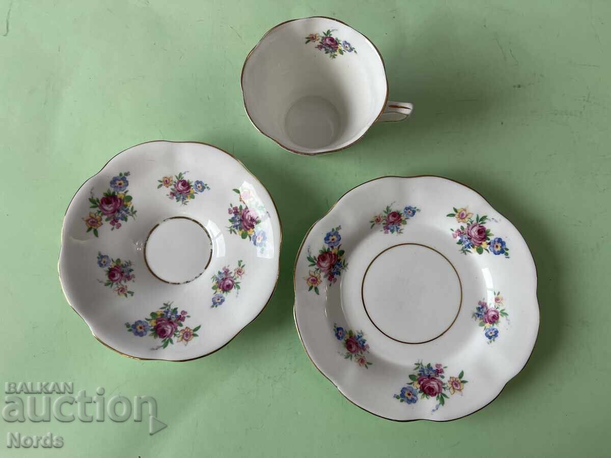Livrarea Set vintage de ceai din trei piese Rosina