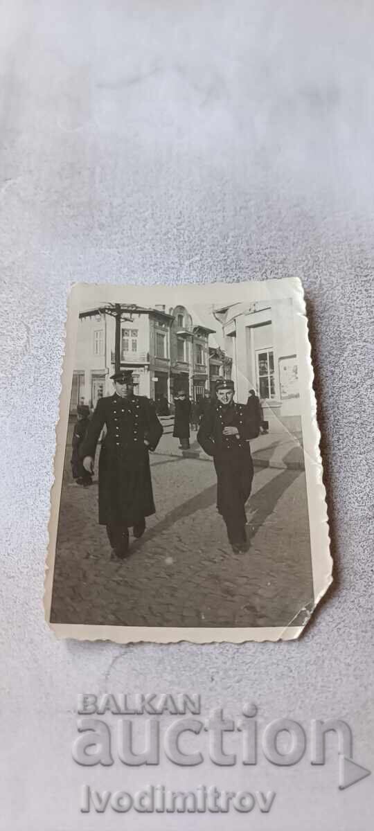 Fotografie Sofia Doi tineri la plimbare