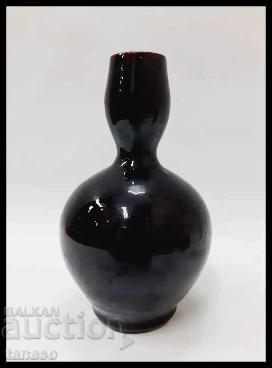Delivery of Vintage Trojan ceramic pitcher with dark brown glaze
