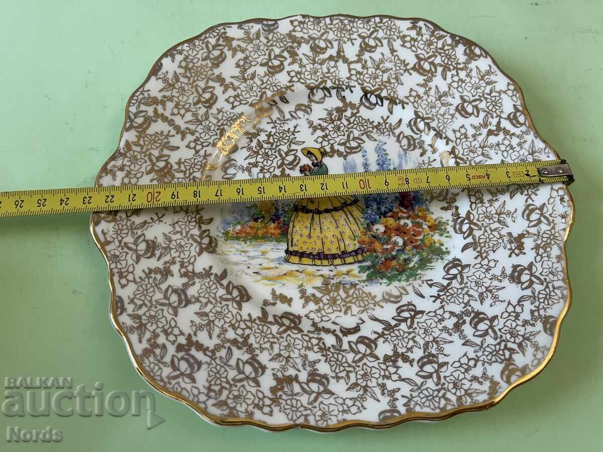 The Lady with the Crinoline - porcelain platter - 5