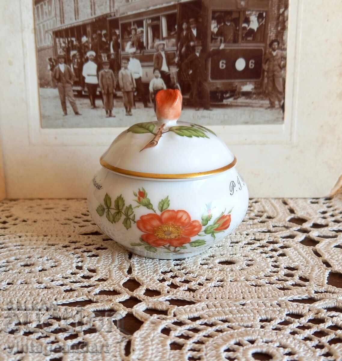 Cutiuță din porțelan Hutschenreuther perfectă!