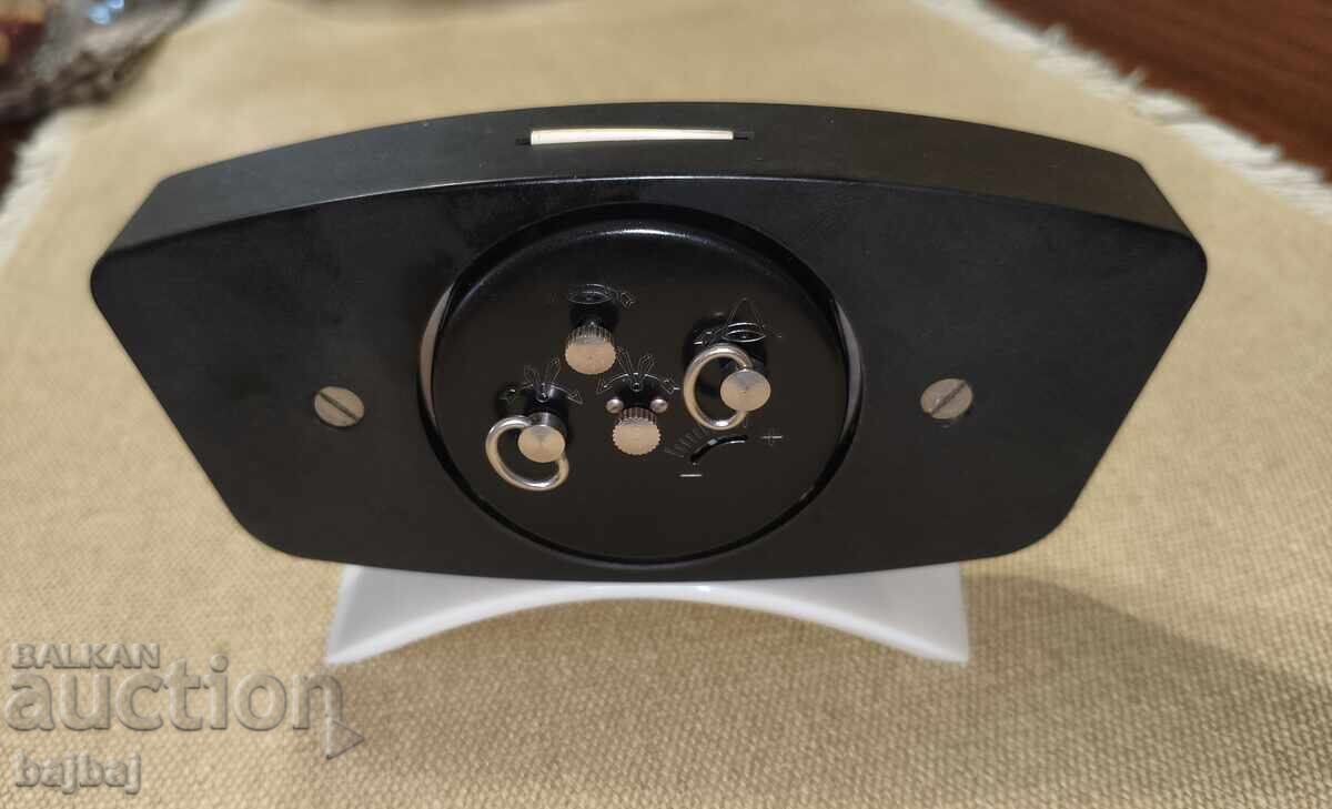 Ξυπνητήρι Slava, μηχανικό με τιμή € 25.00 | 48.90 BGN Ξυπνητήρι Slava, μηχανικό με τιμή € 25.00 | 48.90 BGN