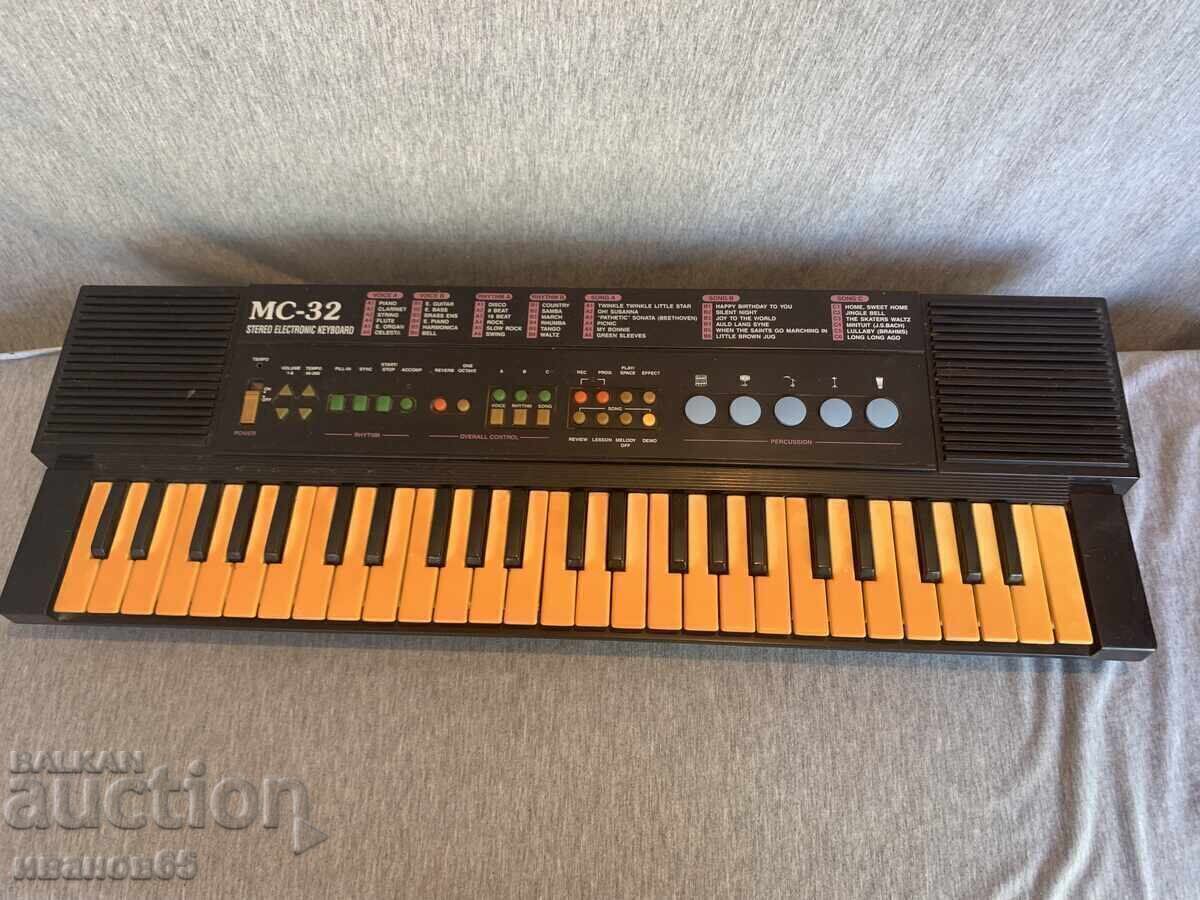 Synthesizer MC 32 stereo electronic with price € 20.45 | 40.00 BGN