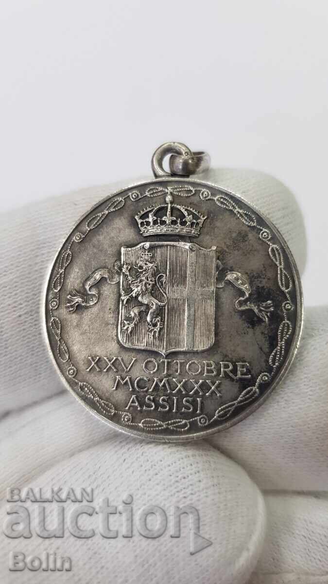Delivery of Rare Silver Medal for the Wedding of Tsar Boris and Tsaritsa Ioanna