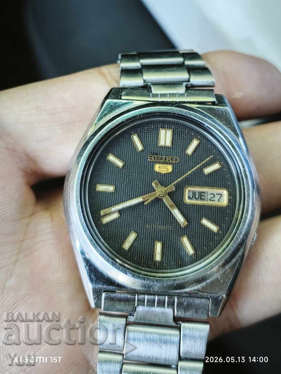 Seiko 5 Automatic - 6 Seiko 5 Automatic - 6
