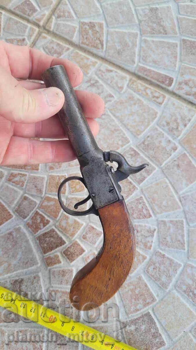 Livrarea Pistol, pistol, evzalia, cremenea Livrarea Pistol, pistol, evzalia, cremenea