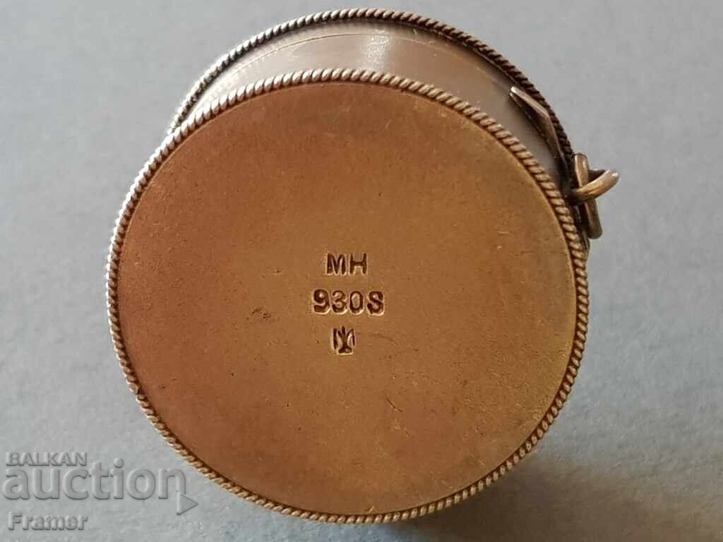 Delivery of Gilt silver enameled box by Marius Hammer from the 1900s Delivery of Gilt silver enameled box by Marius Hammer from the 1900s