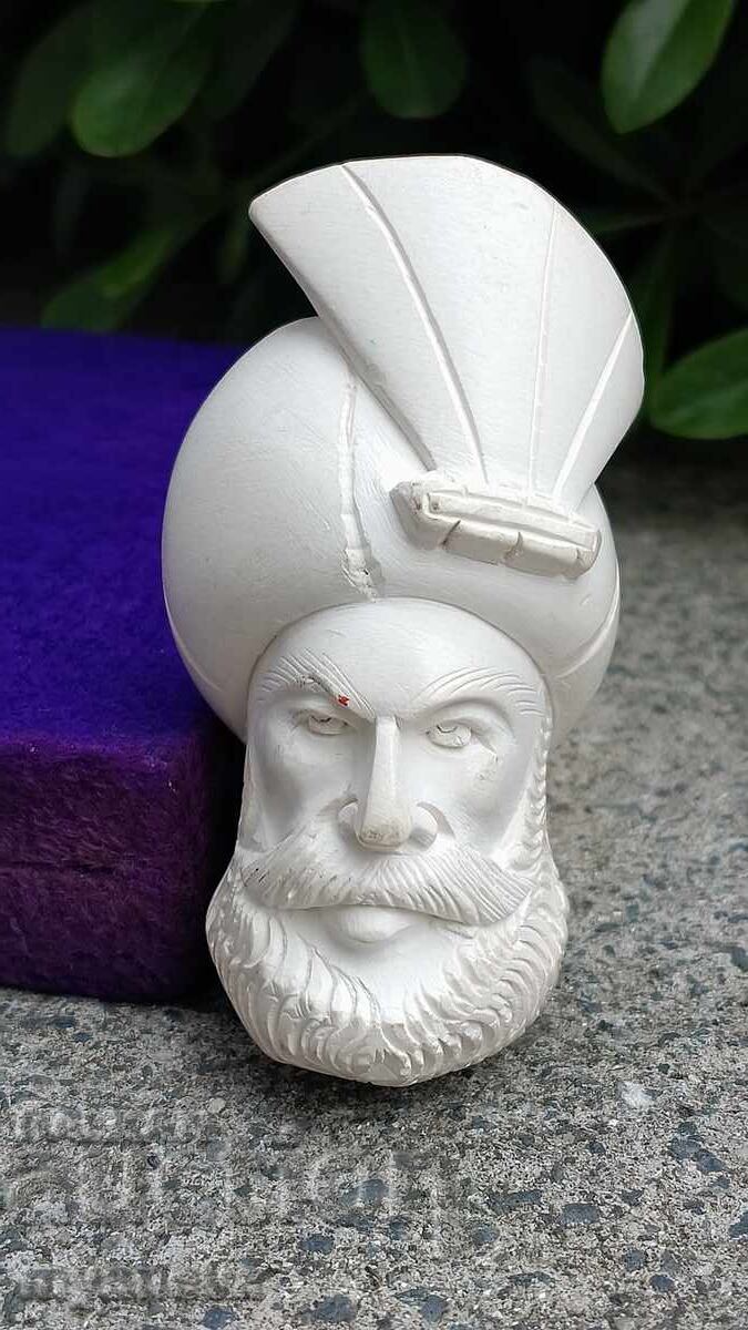 Delivery of Meerschaum pipe with the likeness of Sultan Suleiman