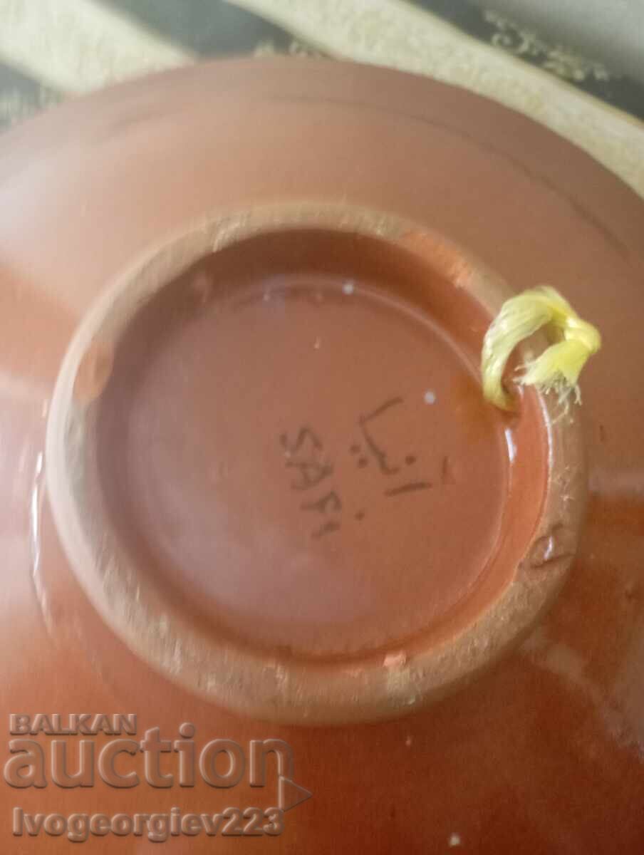 Delivery of Vintage Moroccan ceramic decorative plate