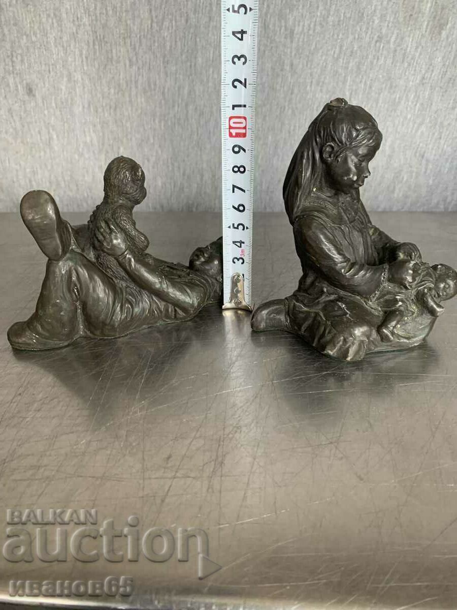 фигури статуетки