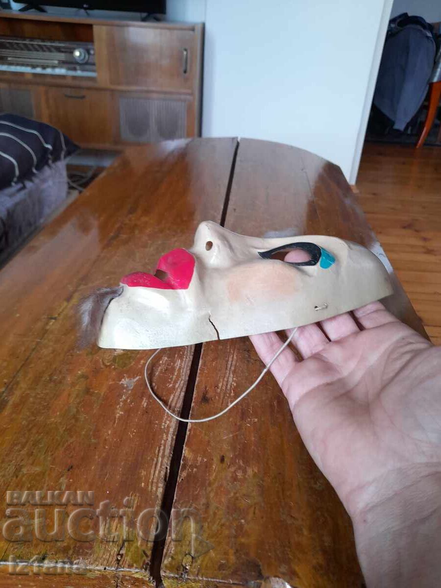 Auction  Vintage carnival mask