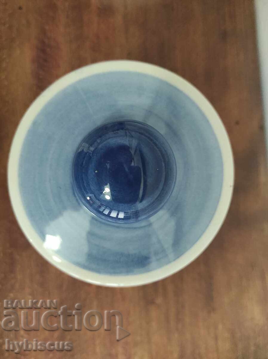 Delivery of "Delft Blue" ceramic tobacco jar