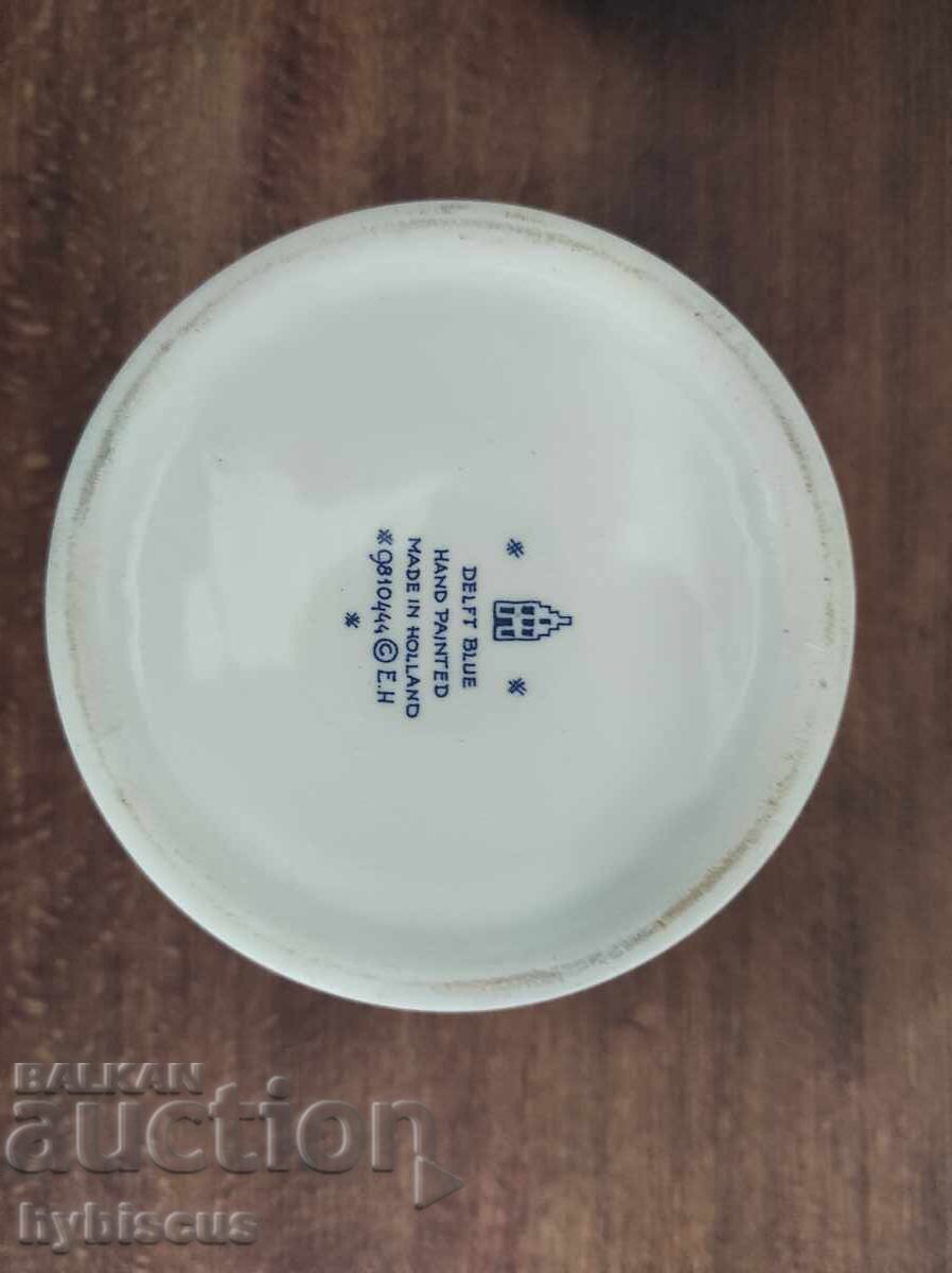 "Delft Blue" ceramic tobacco jar - 6
