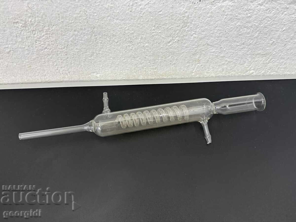Condensator cu spirală din sticlă de laborator. Nr. 8189 Condensator cu spirală din sticlă de laborator. Nr. 8189