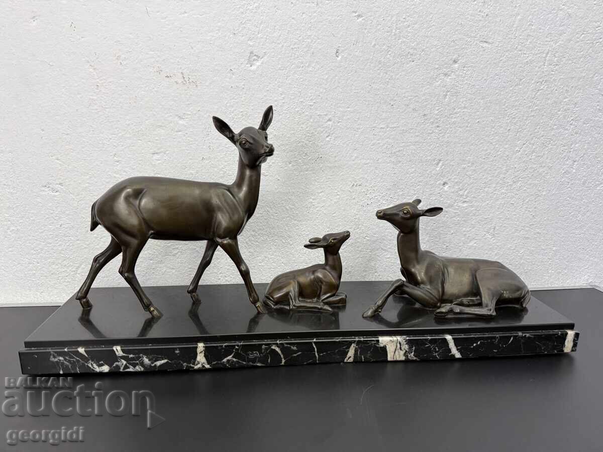 French Art Deco animal composition No. 8190
