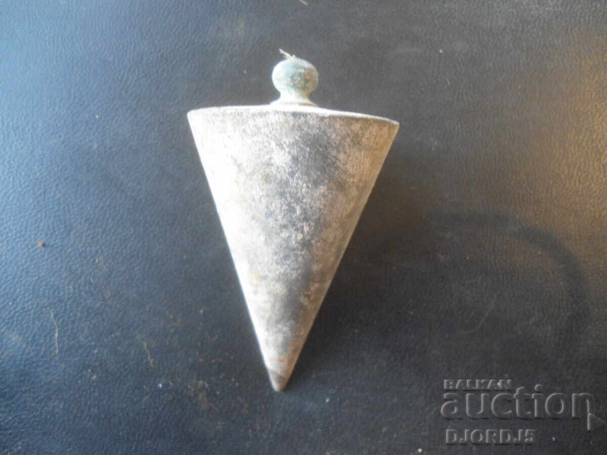Old construction plumb line Old construction plumb line