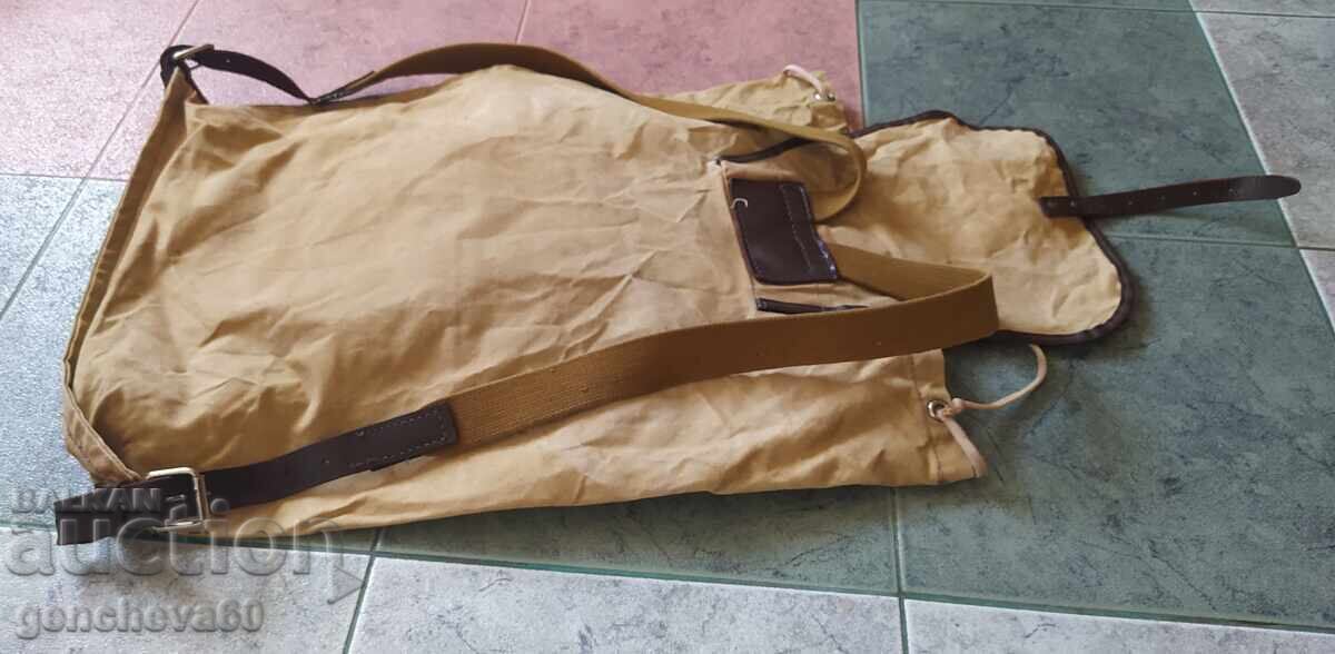 Licitație Rucsac rusesc vechi din pânză
