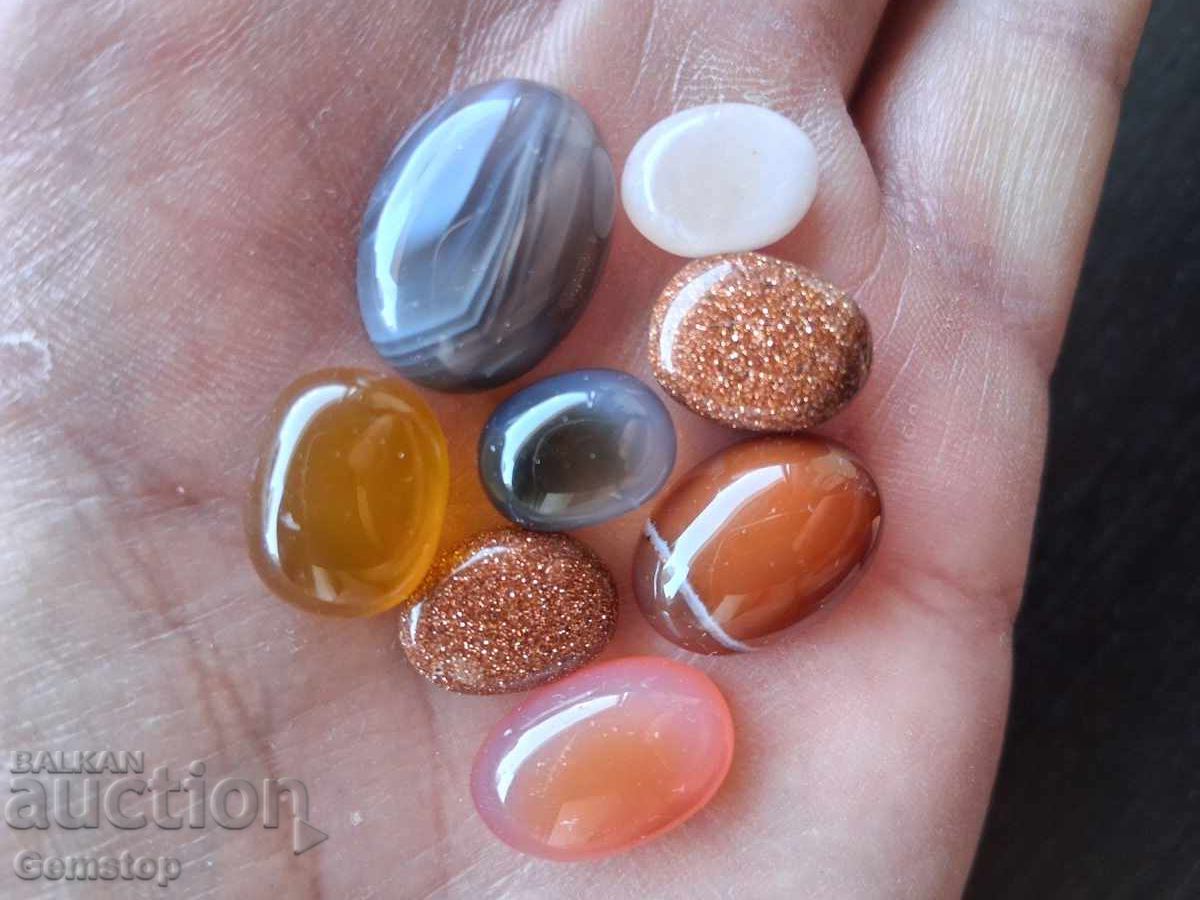 Auction  BZC! 85k-ta natural agates, chalcedonies, sun-moon stones from 1lv!