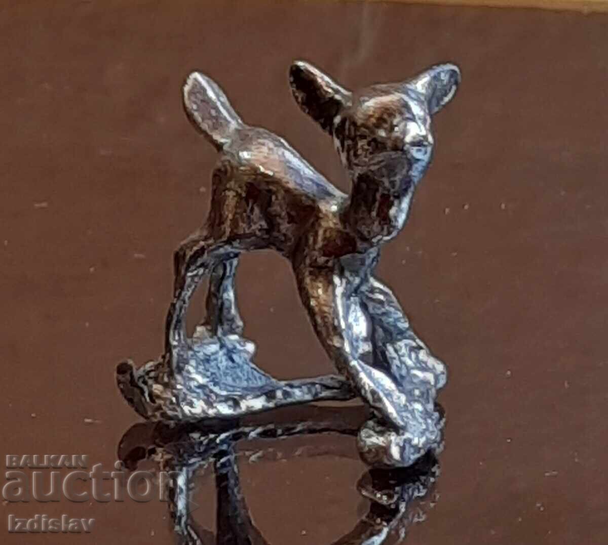 Delivery of Pewter miniature deer figurine