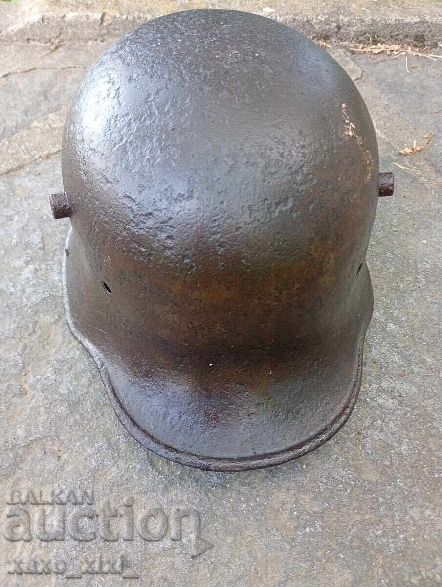 Delivery of M16 WWI Helmet