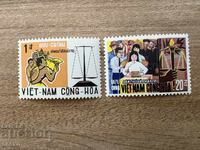 Виетнам - 1 г.  на новата Конституция (1969) MNH