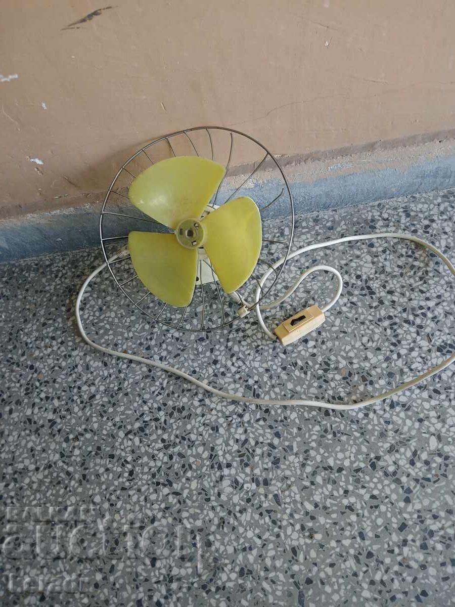 Ventilator de masă din 1980