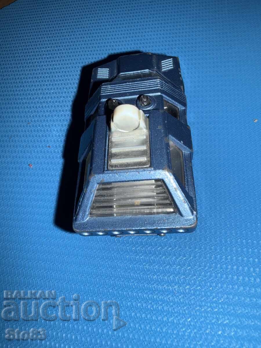 Licitație Mașinuță Matchbox bulgărească, foarte bine păstrată Licitație Mașinuță Matchbox bulgărească, foarte bine păstrată