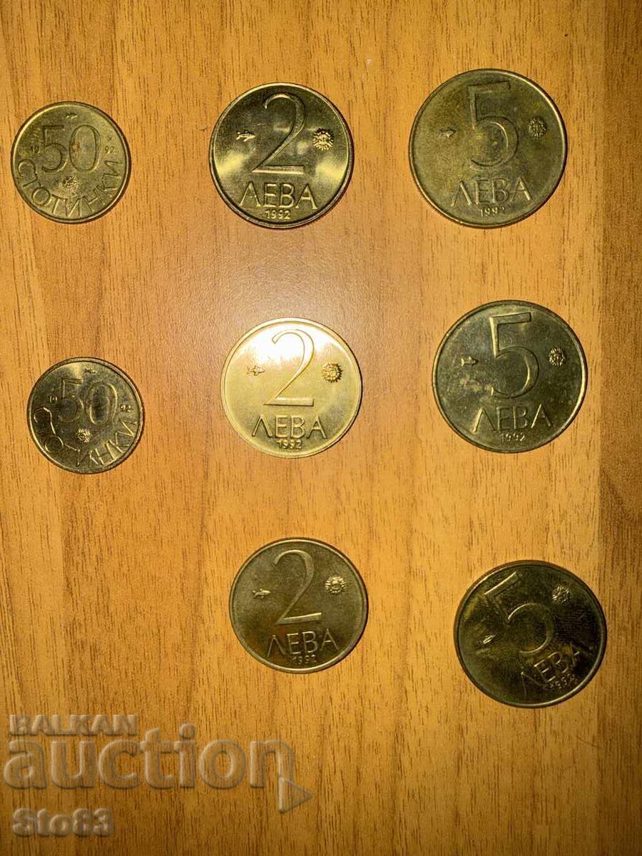 Lot de 50 stotinki, 2 leva și 5 leva 1992 cu preț € 5.00 | 9.78 BGN Lot de 50 stotinki, 2 leva și 5 leva 1992 cu preț € 5.00 | 9.78 BGN