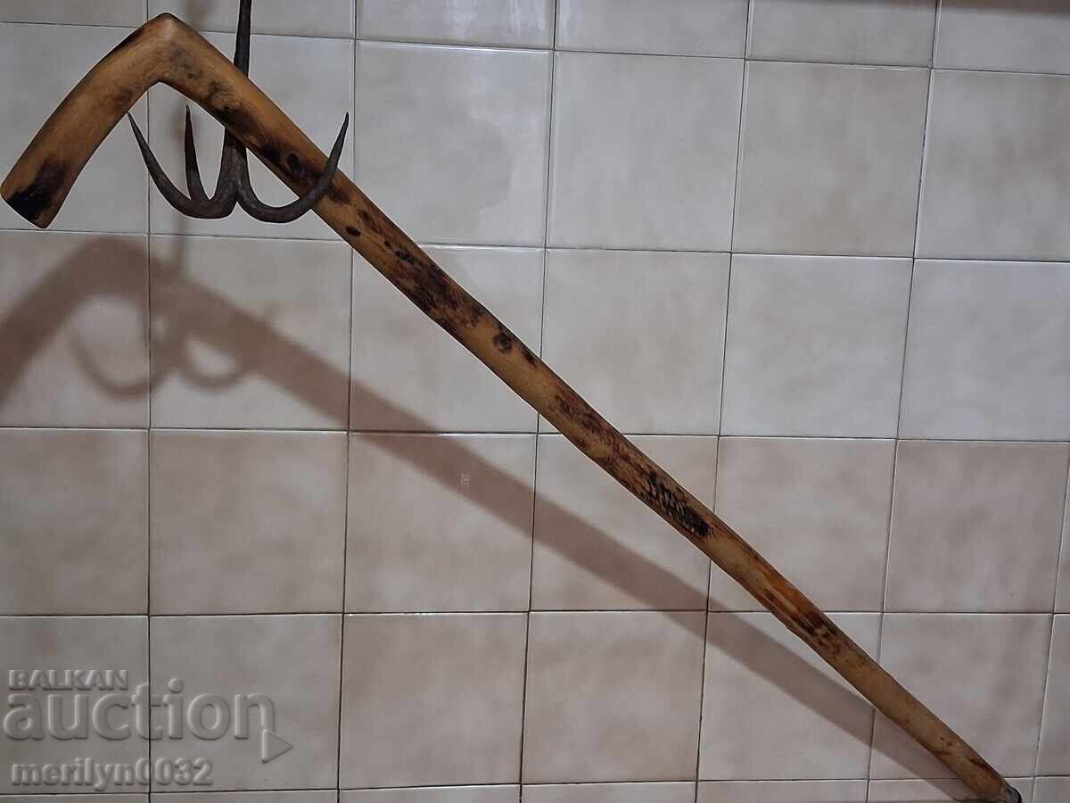 Baston vechi din lemn, începutul secolului XX, masiv, robust