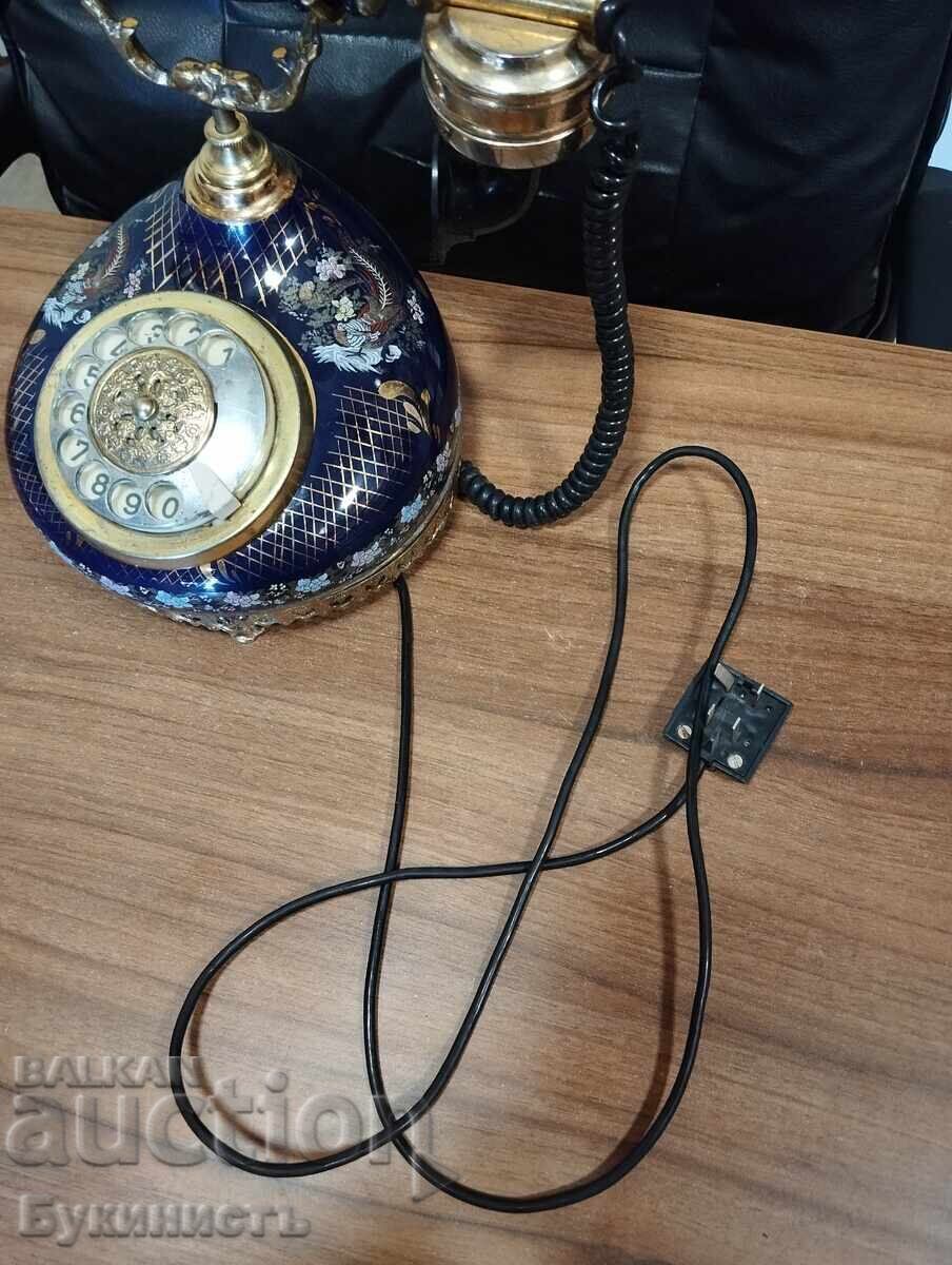 Livrarea TELEFON RETRO CU DISC Livrarea TELEFON RETRO CU DISC