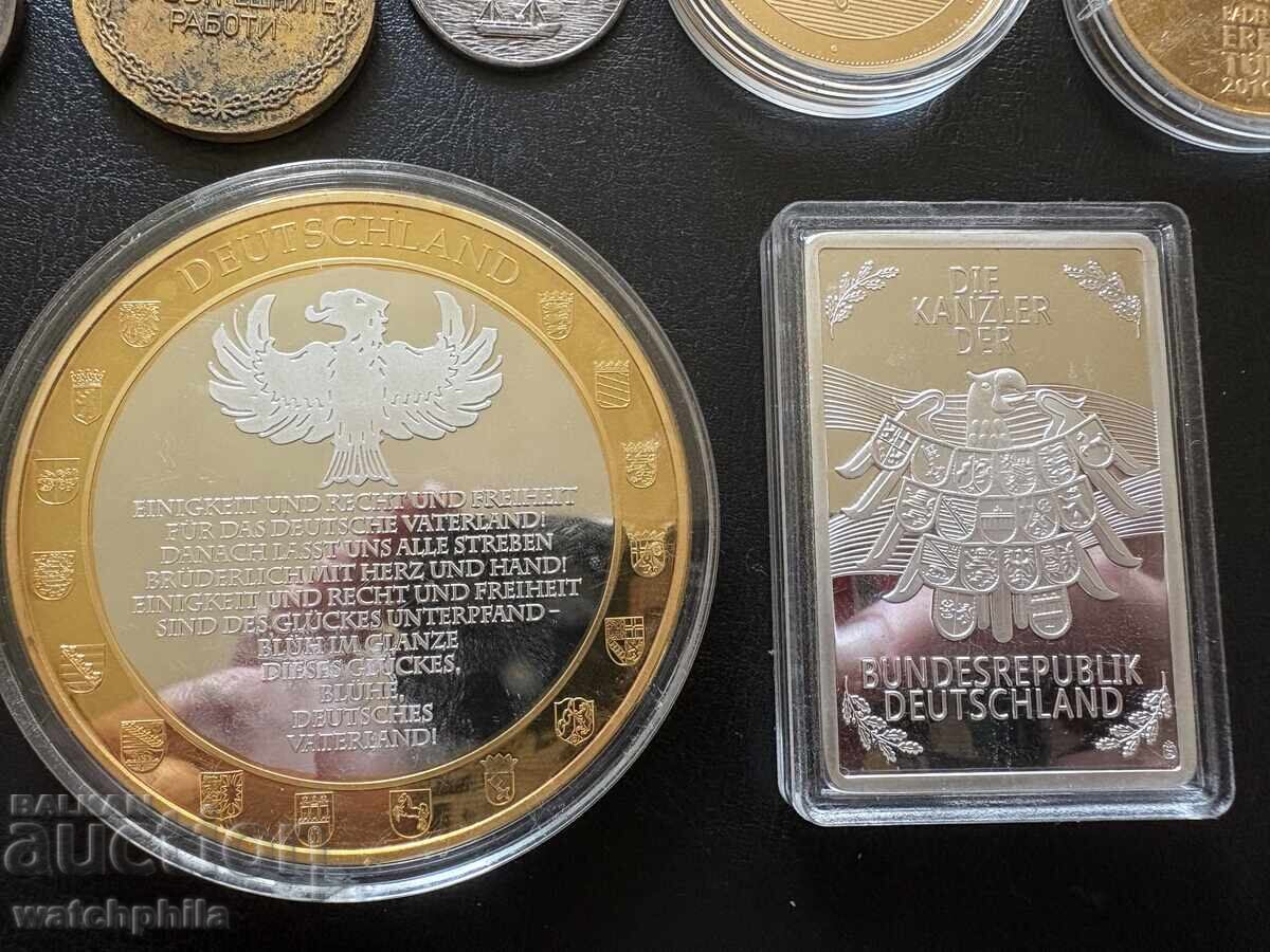 Μετάλλια, πλακέτες και κονκάρδες, παρτίδα 12 τεμ. Διάφορα - 6