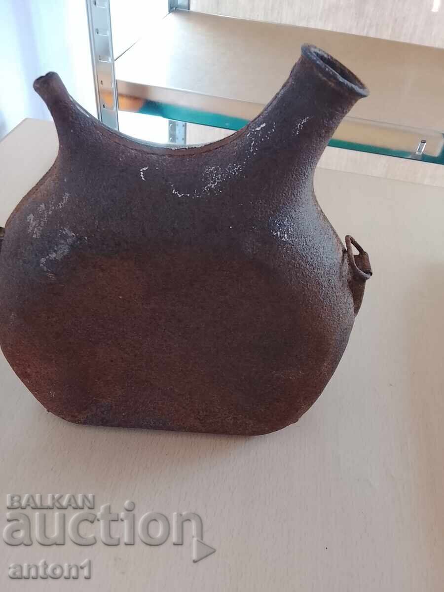 Παγούρι του παππού με τιμή € 40.00 | 78.23 BGN