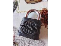Keyless padlock