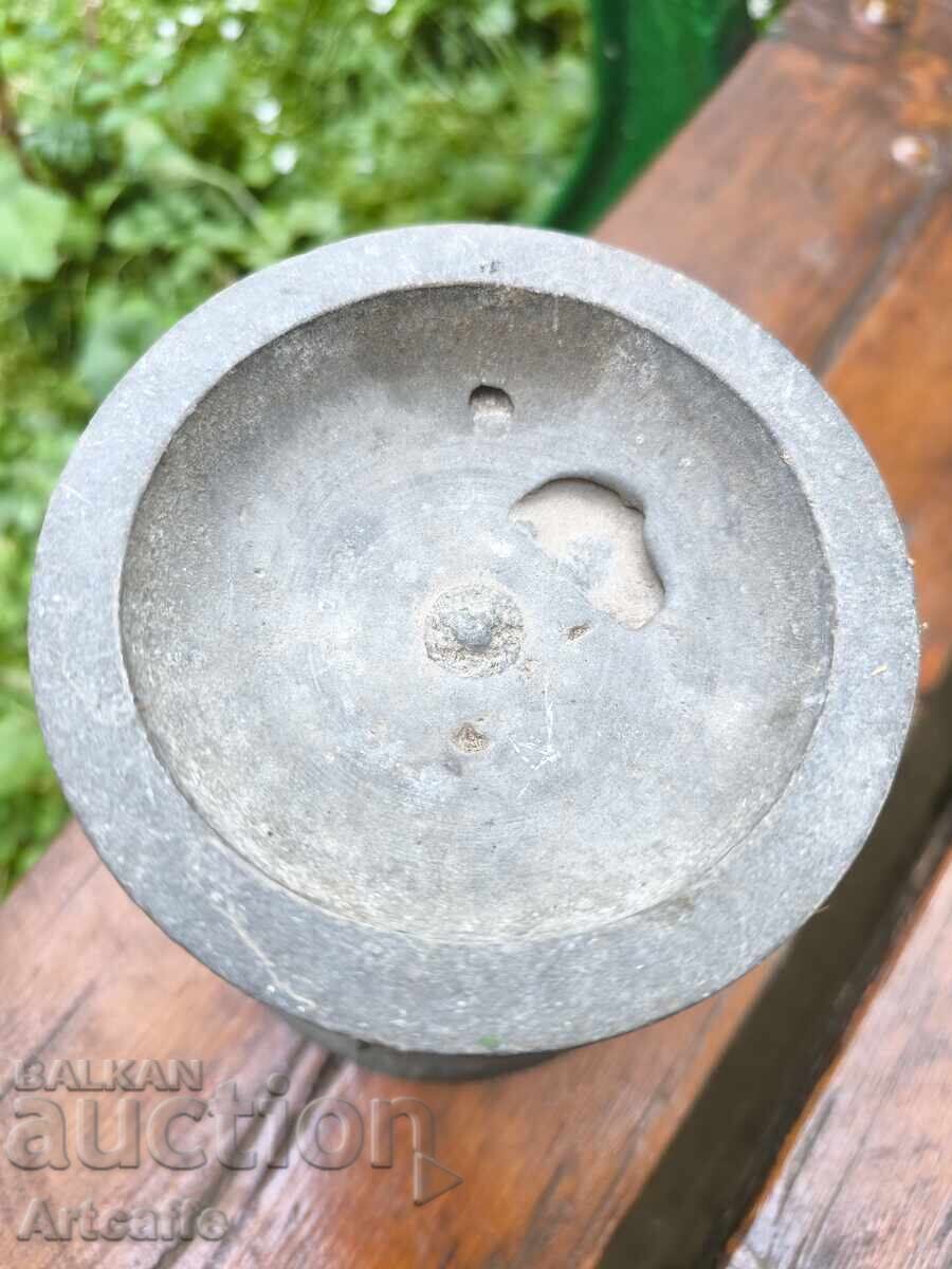 Livrarea Mojar metalic vechi – 17 cm Livrarea Mojar metalic vechi – 17 cm