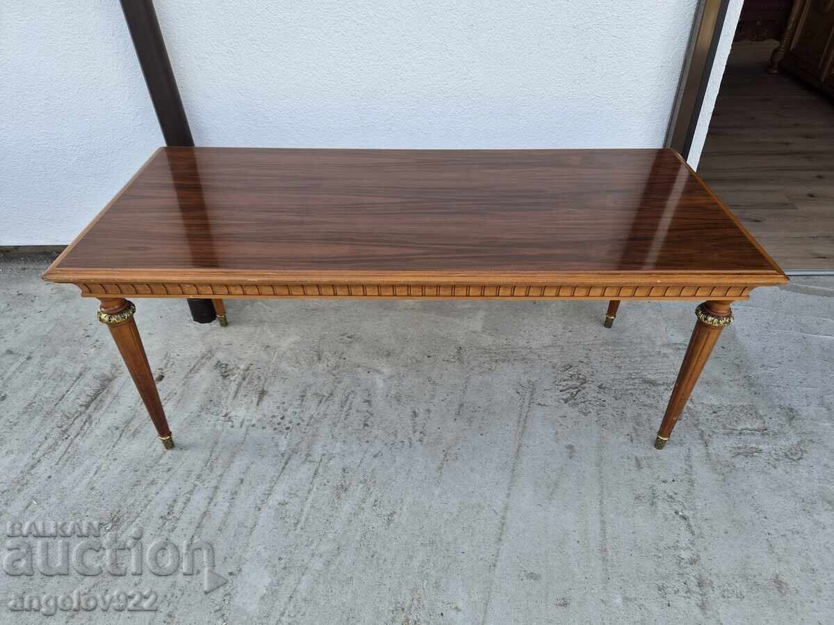 Vintage solid wood coffee table!!! - 5 Vintage solid wood coffee table!!! - 5