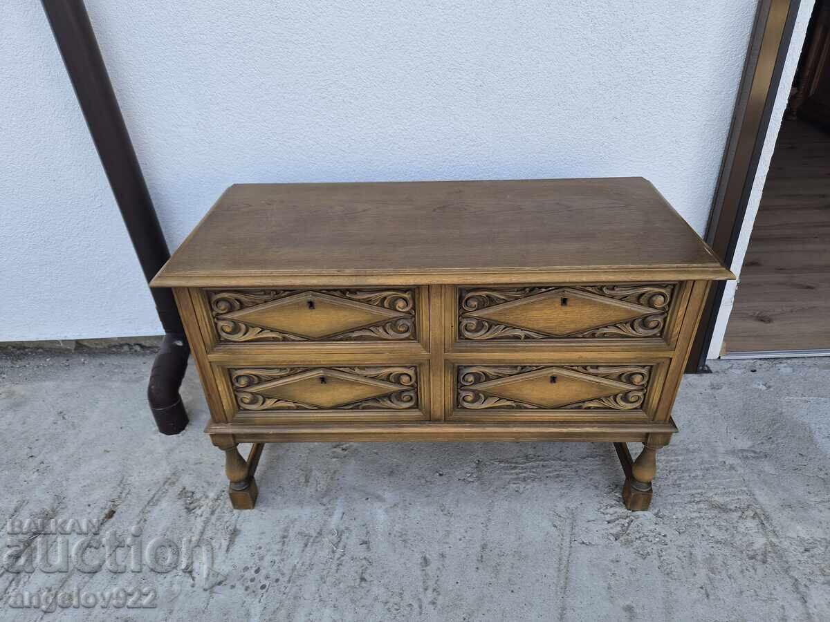 Vintage solid wood chest of drawers!!! Vintage solid wood chest of drawers!!!