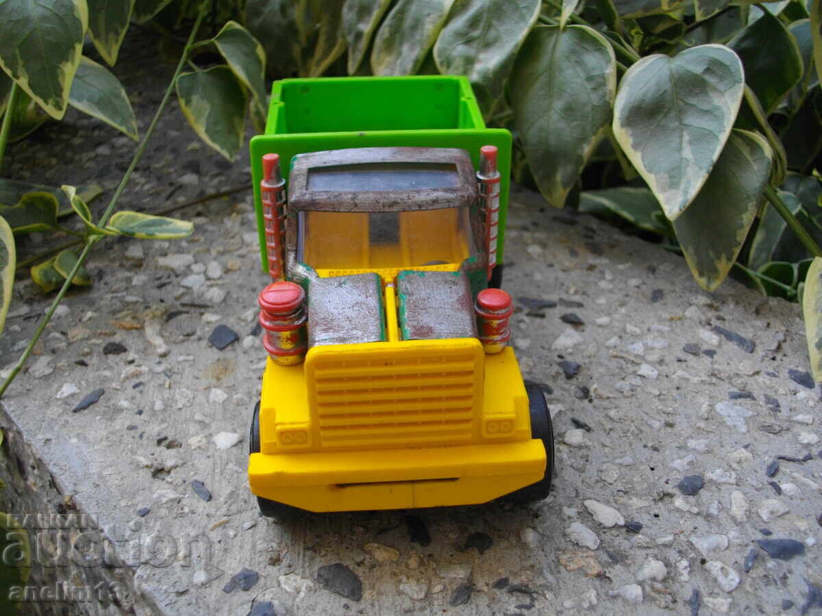 OLD BULGARIAN TIN TOY TRUCK RAZGRAD with price € 15.00 | 29.34 BGN