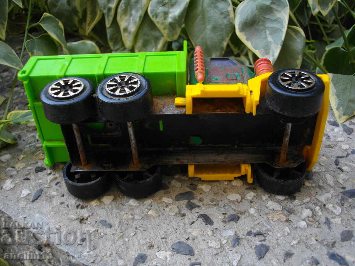 OLD BULGARIAN TIN TOY TRUCK RAZGRAD - 6