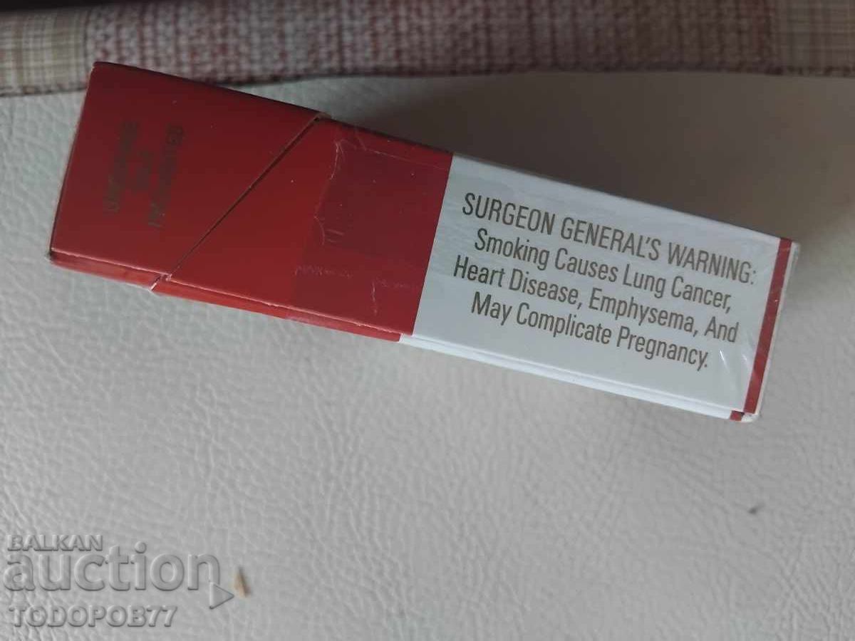 "Marlboro" cigarette pack - 5