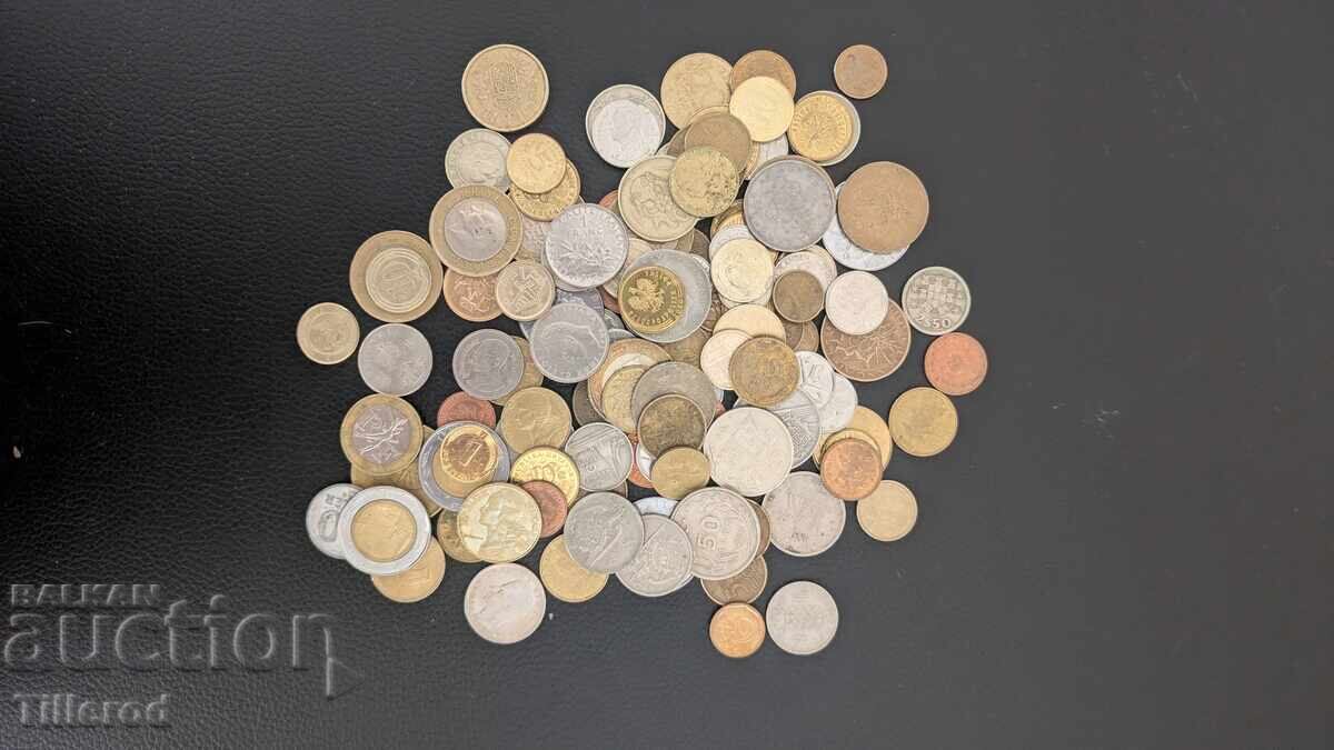 Διάφορα νομίσματα από διαφορετικές χώρες 2