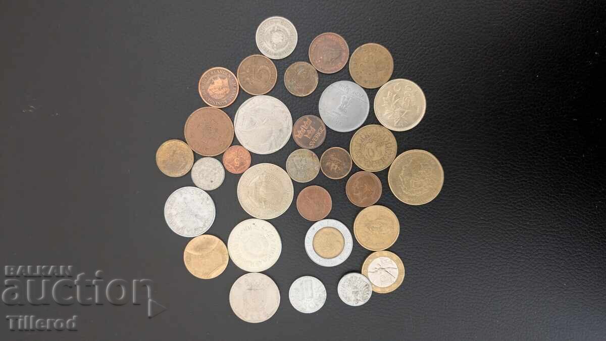 Mix de monede din întreaga lume 1954–2008 (Europa, Asia etc.) cu preț € 1.00 | 1.96 BGN