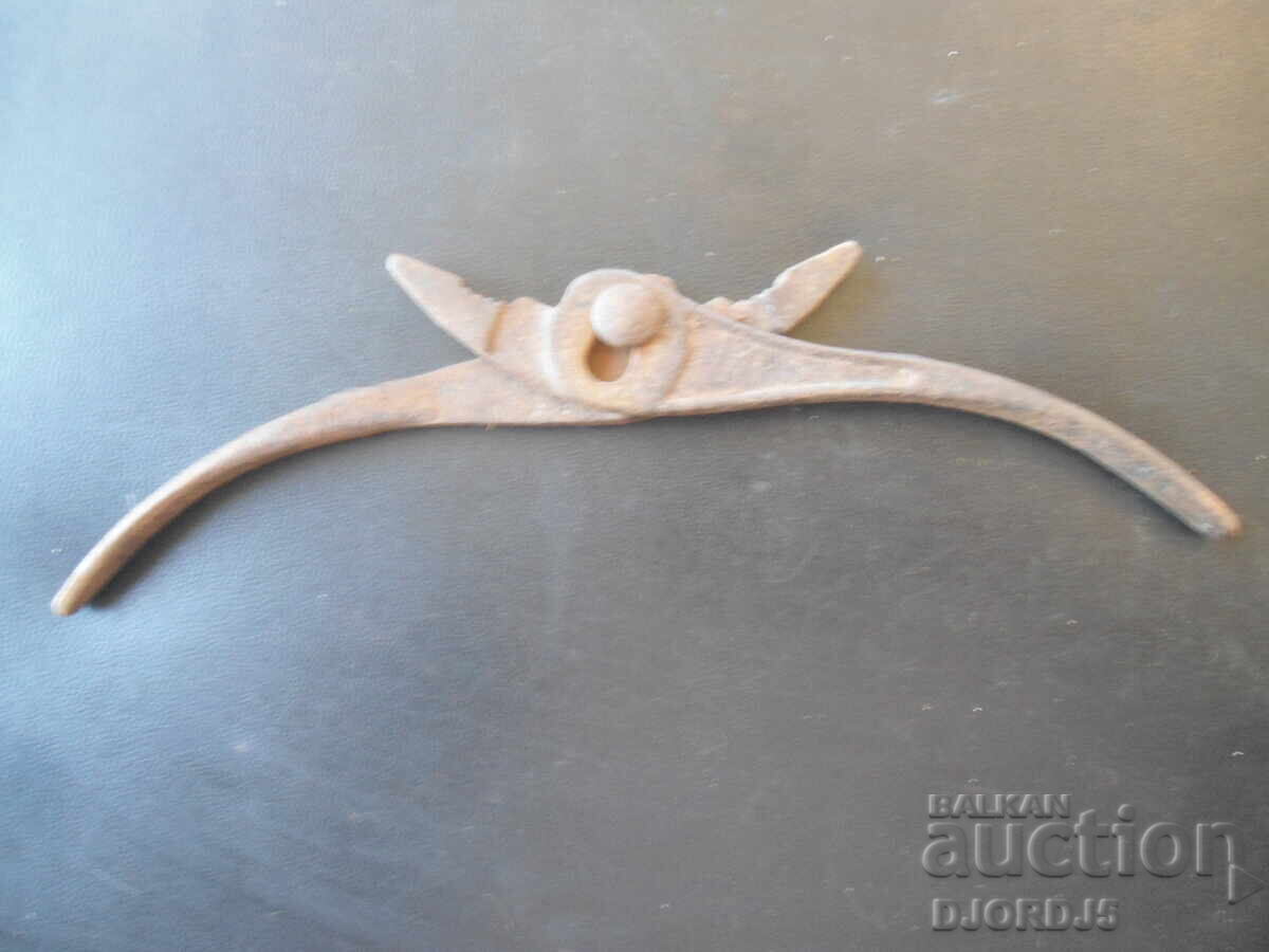 Old pliers with price € 1.50 | 2.93 BGN