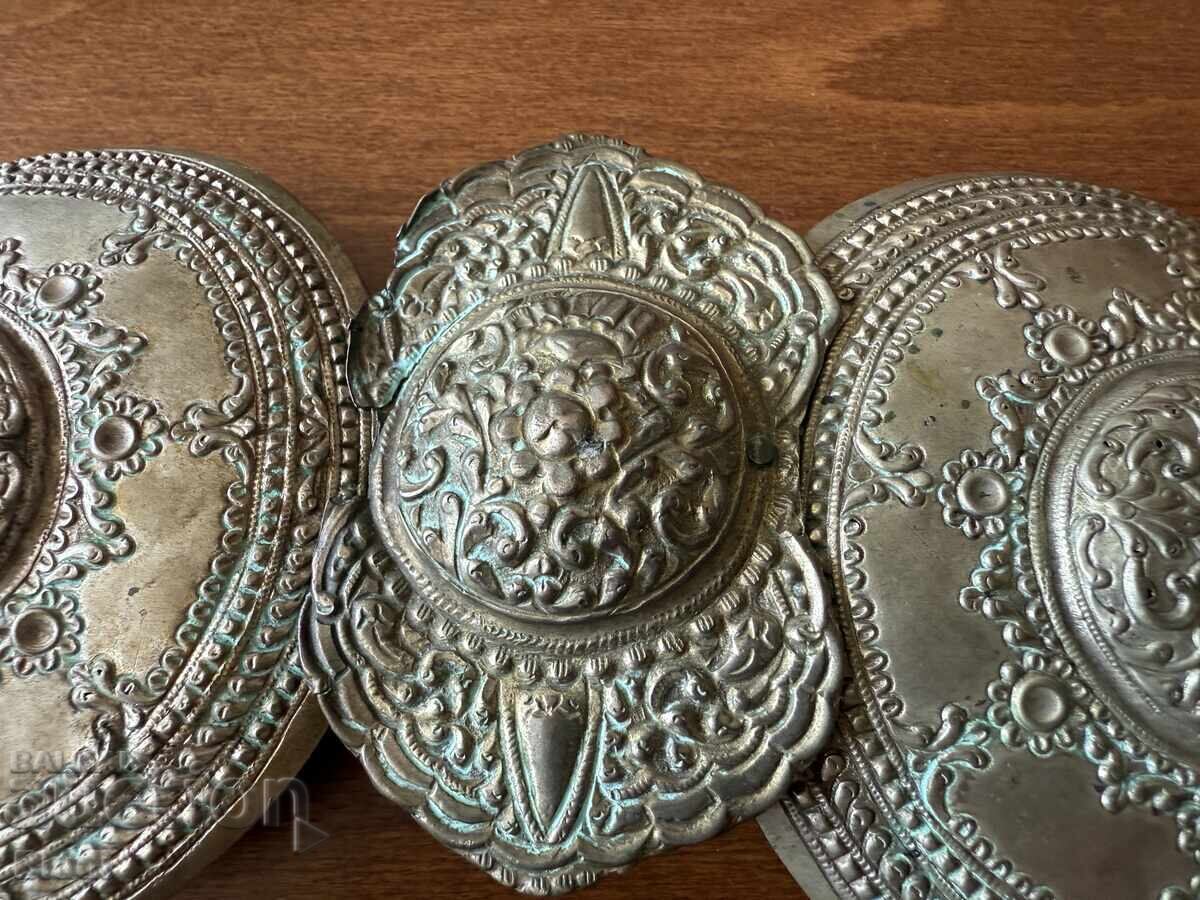 Auction  Large old belt buckles white metal