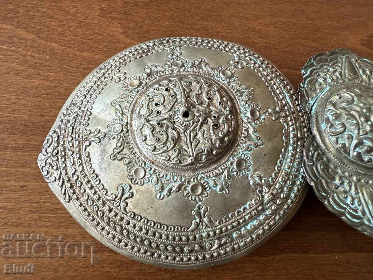 Large old belt buckles white metal - 5