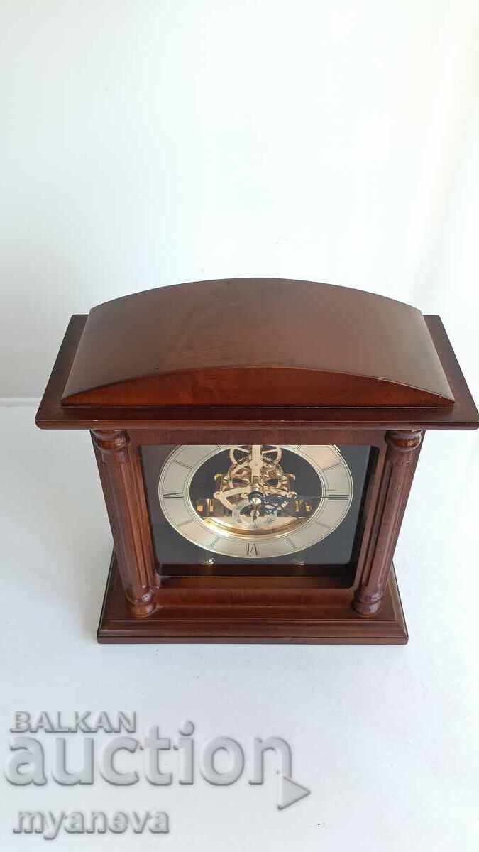Vintage design, table clock with quartz movement - 5 Vintage design, table clock with quartz movement - 5