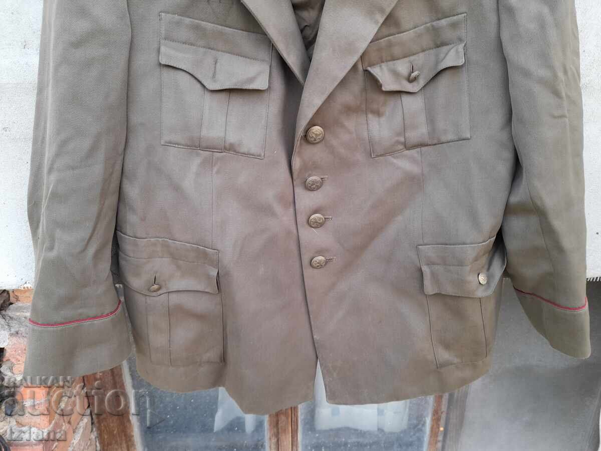 Licitație Veche jachetă militară