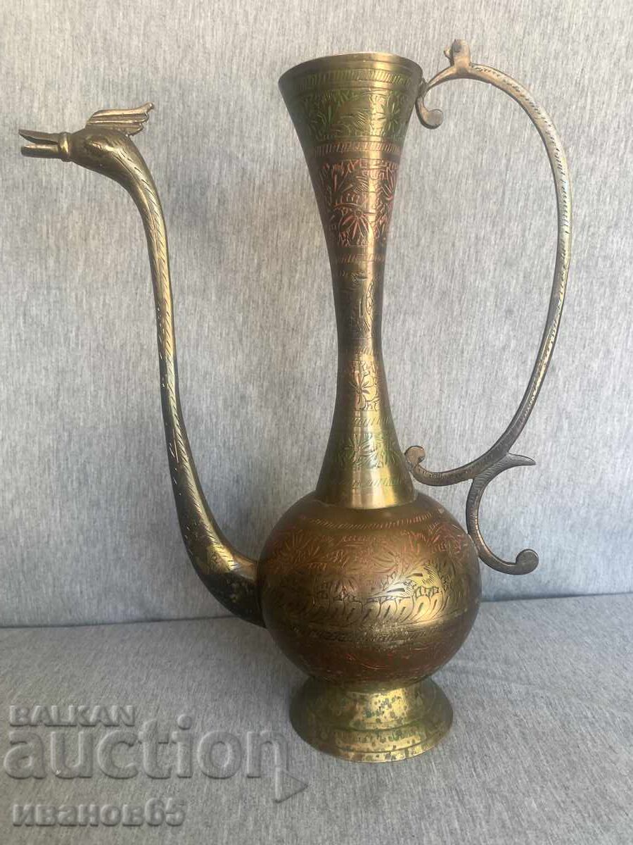 Livrarea Ceainic din alamă sculptat manual cu cioc în formă de pasăre Livrarea Ceainic din alamă sculptat manual cu cioc în formă de pasăre