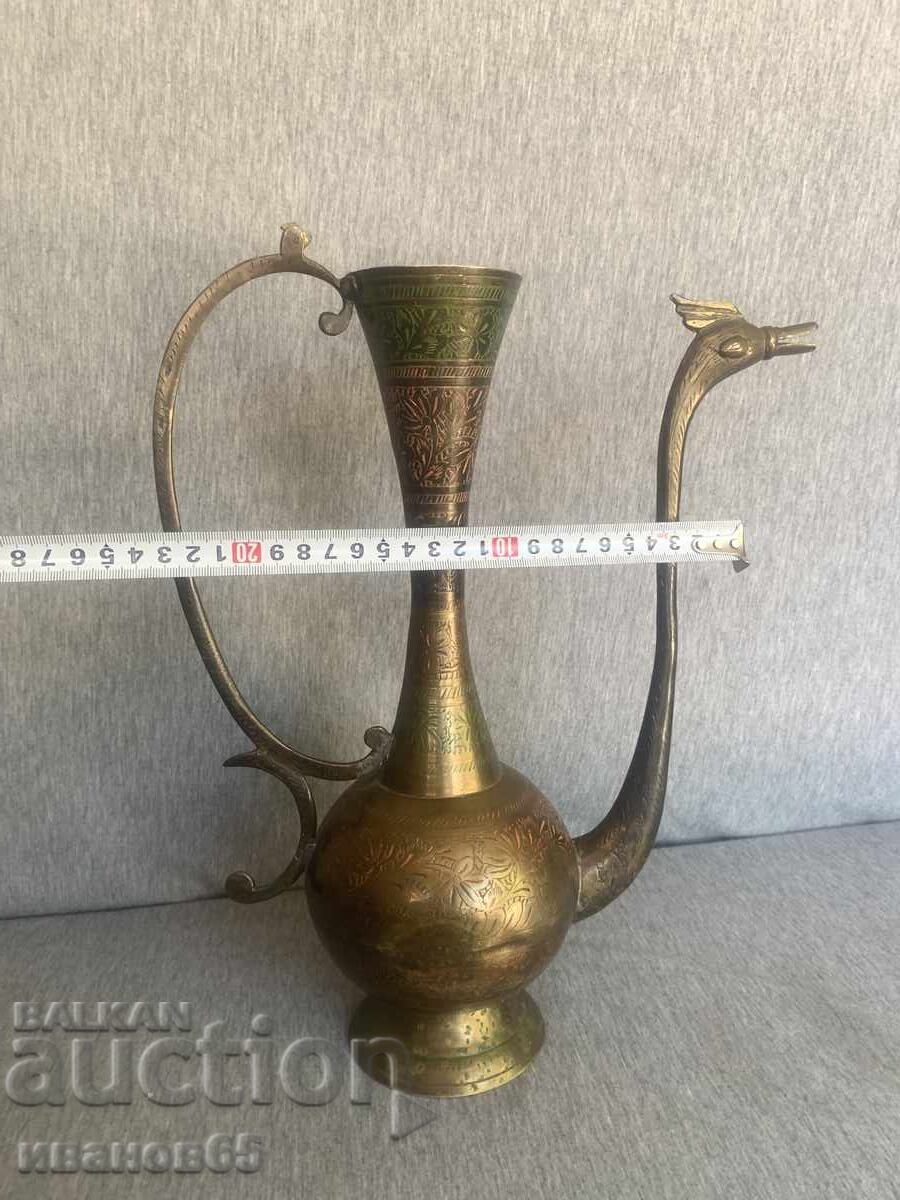 Ceainic din alamă sculptat manual cu cioc în formă de pasăre Ceainic din alamă sculptat manual cu cioc în formă de pasăre