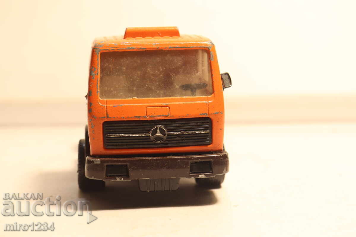 MATCHBOX KING SIZE ΦΟΡΤΗΓΟ MERCEDES ΜΟΝΤΕΛΟ με τιμή € 0.01 | 0.02 BGN