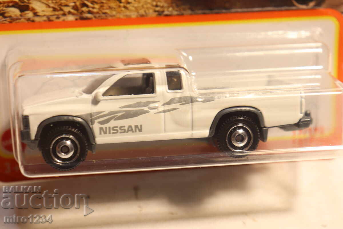 Auction 1/64 MATCHBOX NISSAN TOY CAR MODEL Auction 1/64 MATCHBOX NISSAN TOY CAR MODEL
